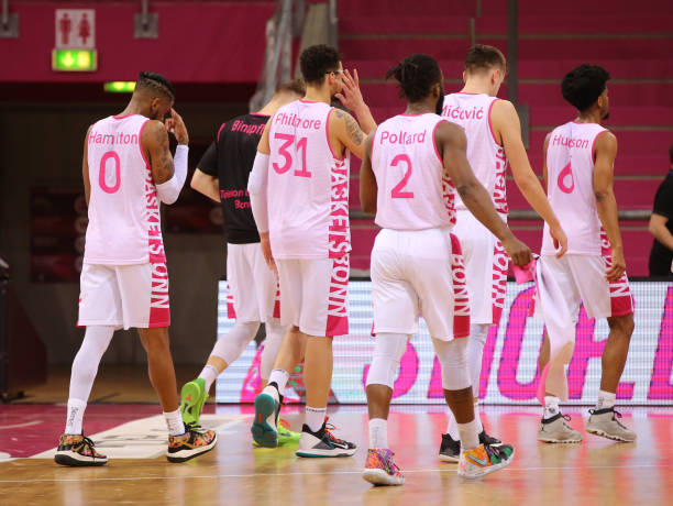 年轻球员的 年轻球员的